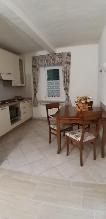 Marianna Casa Vacanza Azzate Екстериор снимка