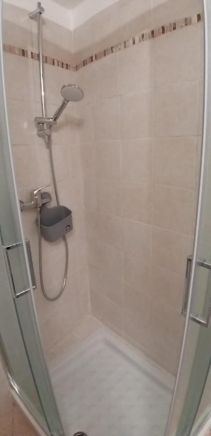 Marianna Casa Vacanza Azzate Екстериор снимка