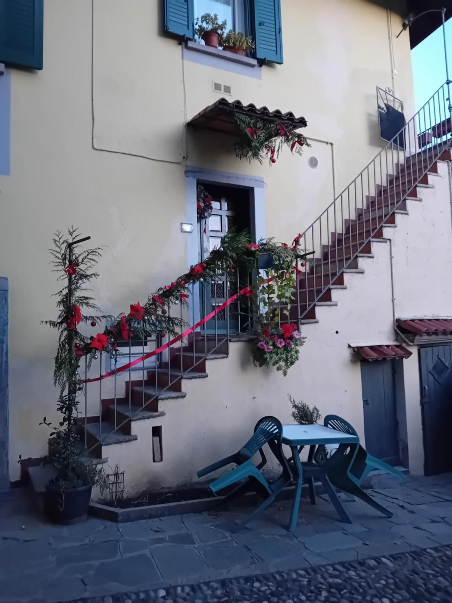 Marianna Casa Vacanza Azzate Екстериор снимка